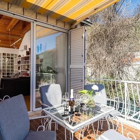 Rea Zaton Apartment *